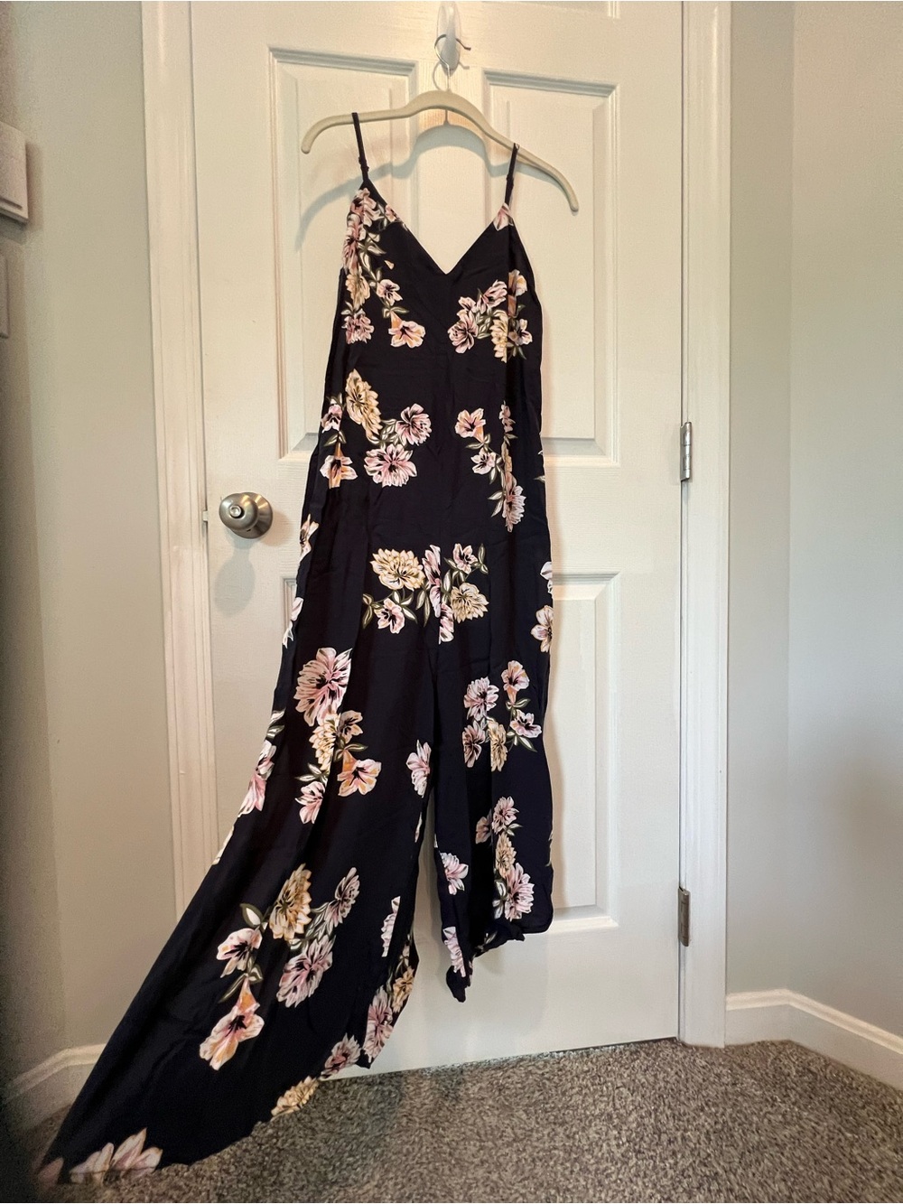 Floral Wide-Leg Jumpsuit size M